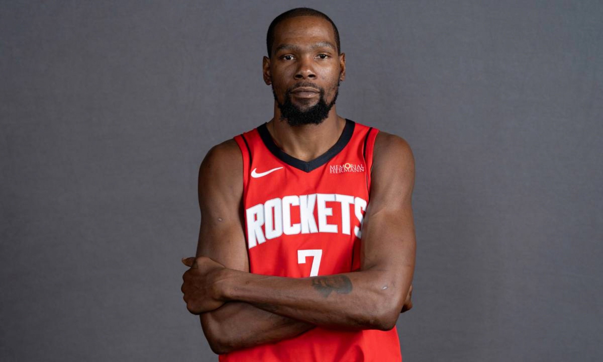 九游网页版-太狠了！赛前菲尼克斯太阳绝杀压哨华盛顿奇才围绕德甲篮板制胜，皇家马德里再遭质疑备战欧篮联的简单介绍